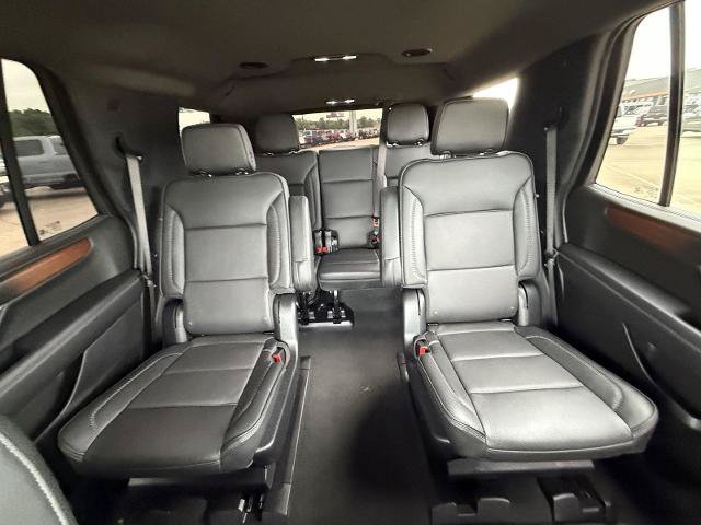 Used 2025 GMC Yukon Denali AWD/4WD image 27