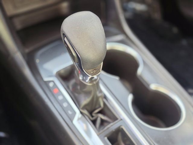 Used 2024 Chevrolet Equinox LT FWD image 24