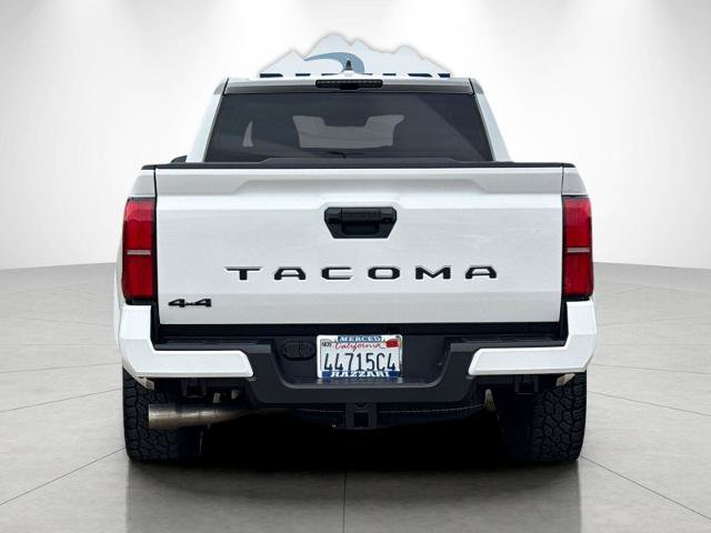Used 2024 Toyota Tacoma TRD Sport AWD/4WD image 4