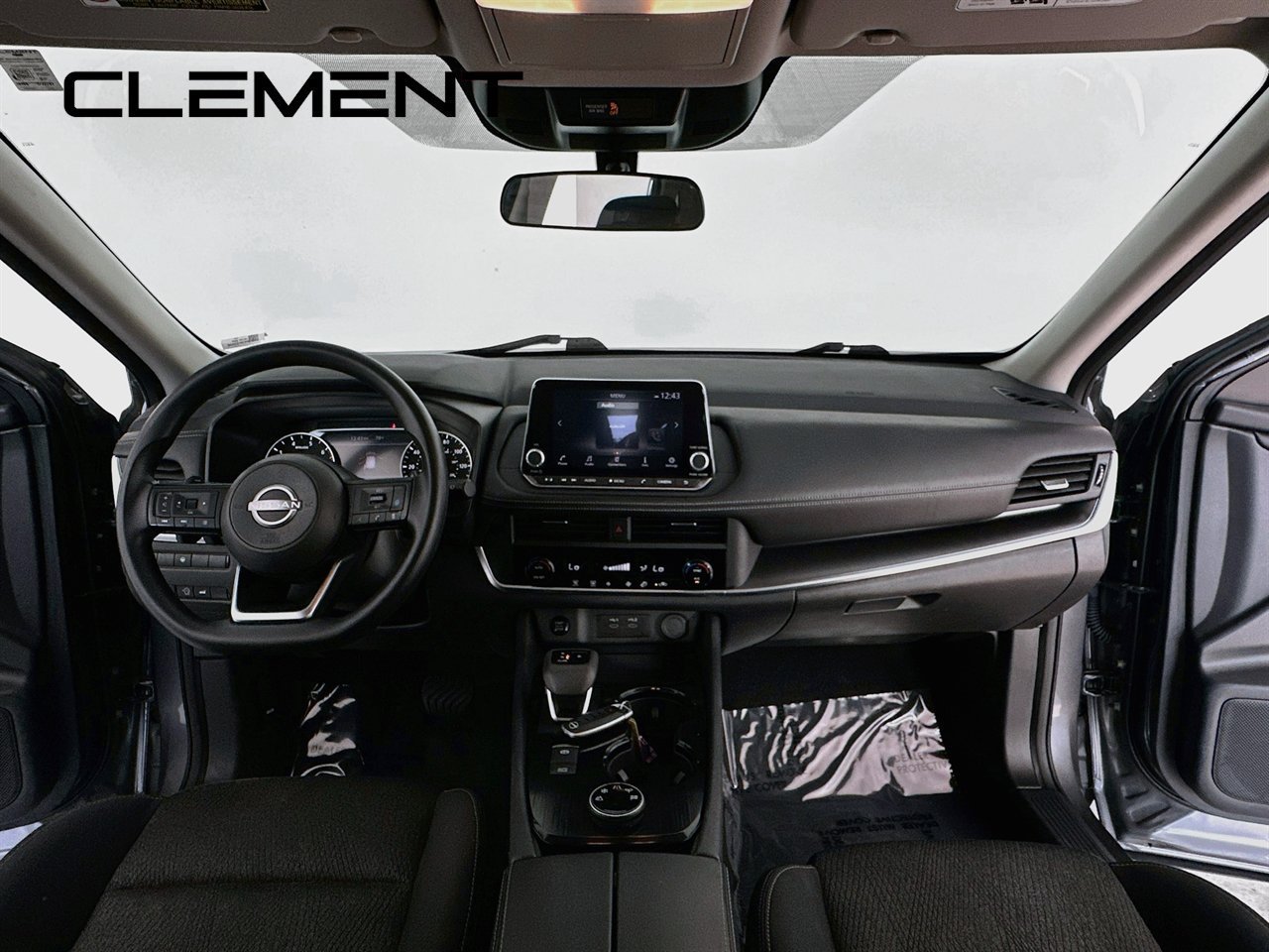 Used 2024 Nissan Rogue SV AWD/4WD image 12