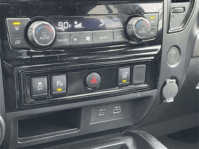 Used 2024 Nissan Titan PRO-4X w/ Off Road Protection Package image 20
