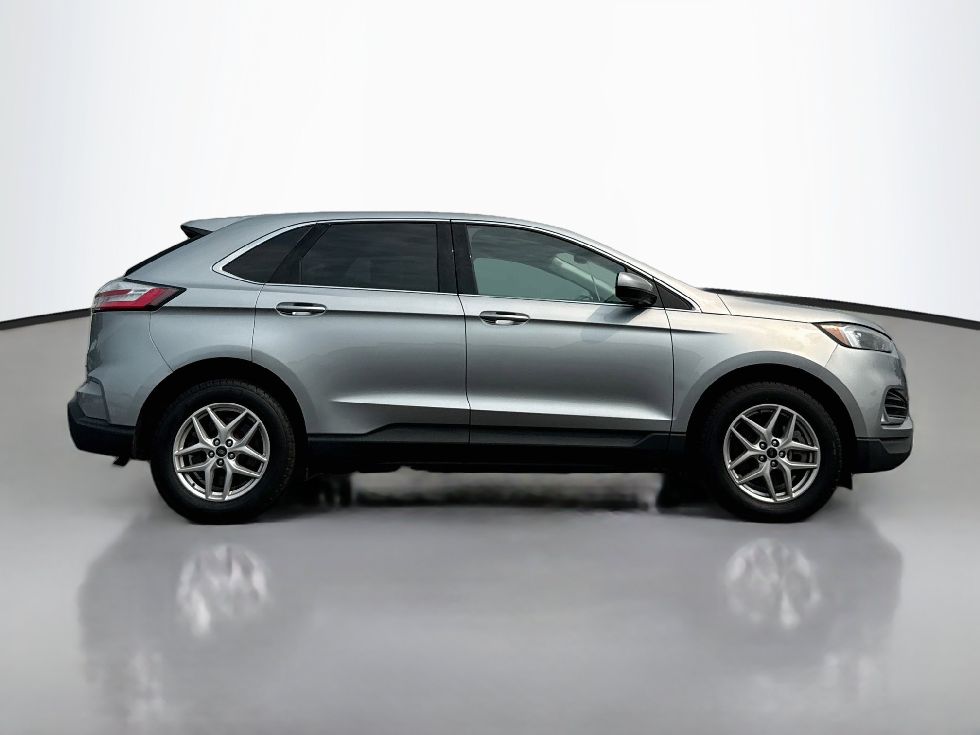 Certified 2023 Ford Edge SEL w/ Convenience Package AWD/4WD image 8