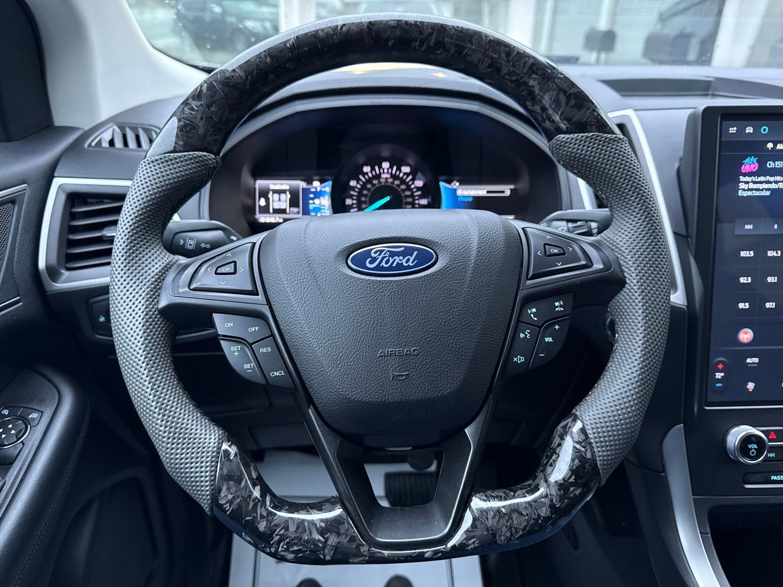 Certified 2022 Ford Edge SE w/ Black Appearance Package image 14
