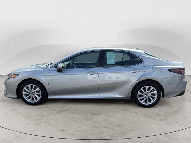 Used 2022 Toyota Camry LE AWD/4WD image 10