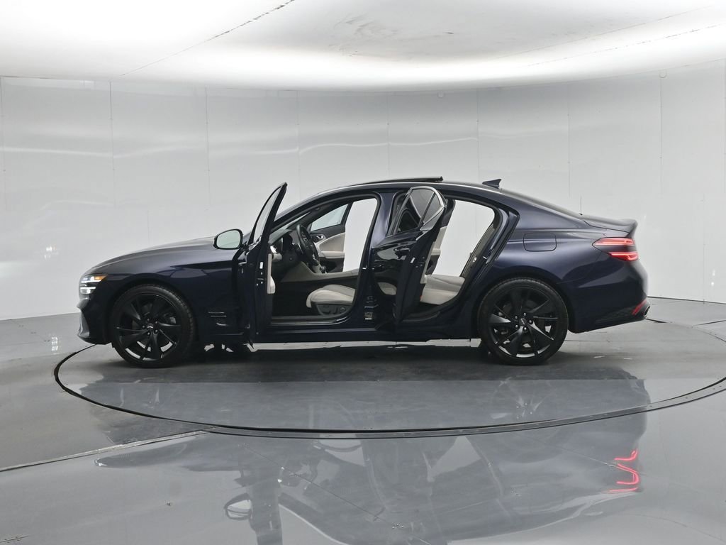 Used 2023 Genesis G70 3.3T w/ Sport Advanced Package RWD image 5