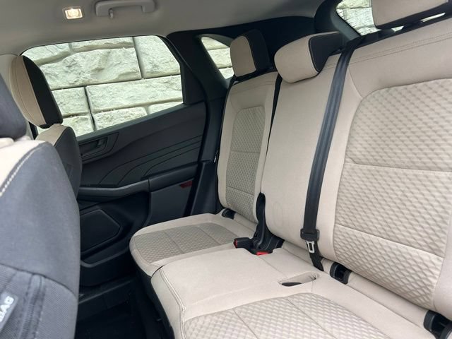 Certified 2022 Ford Escape SE FWD image 9