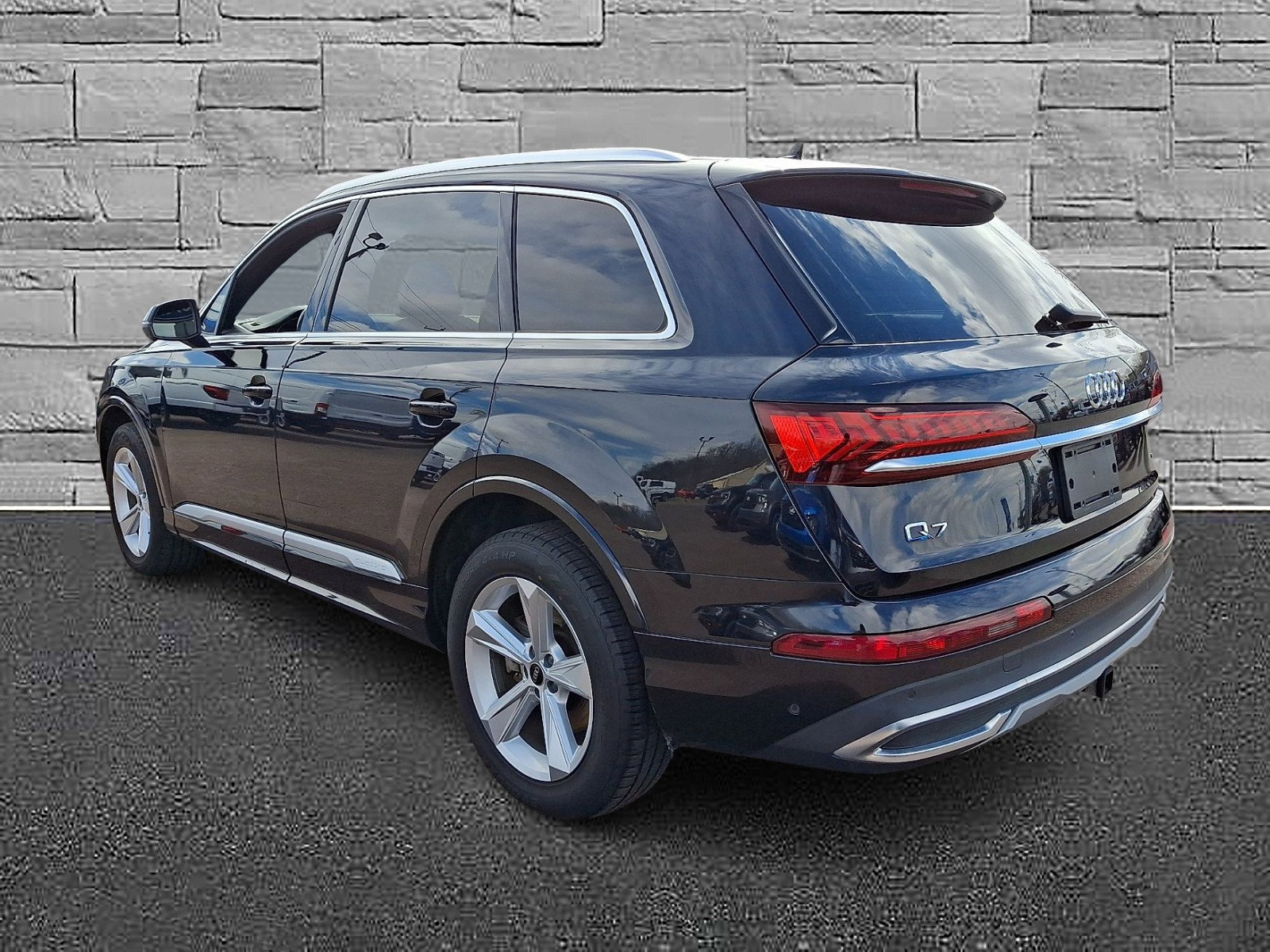 Used 2021 Audi Q7 2.0T Premium w/ Convenience Package image 8