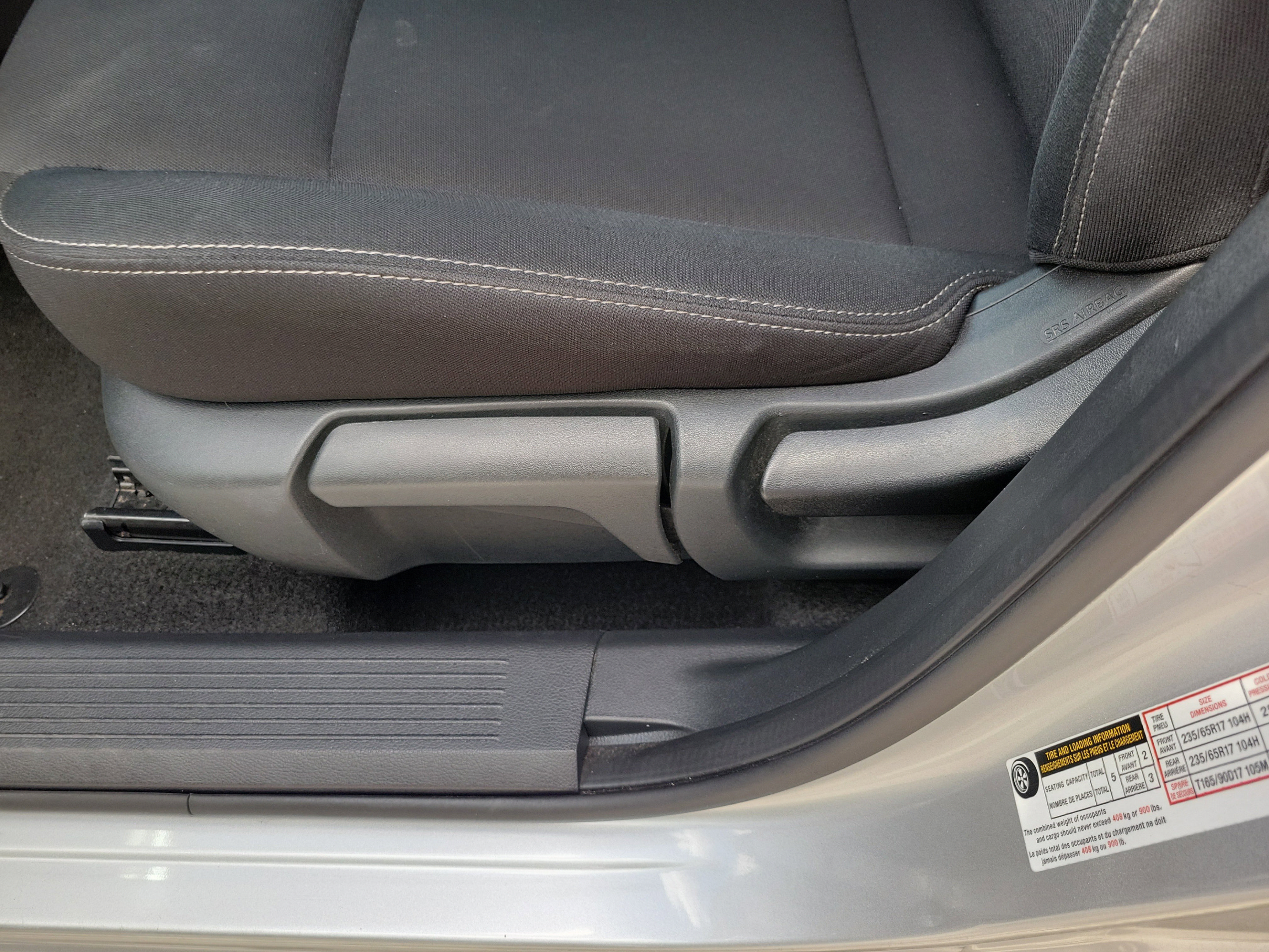 Used 2024 Nissan Rogue S AWD/4WD image 18