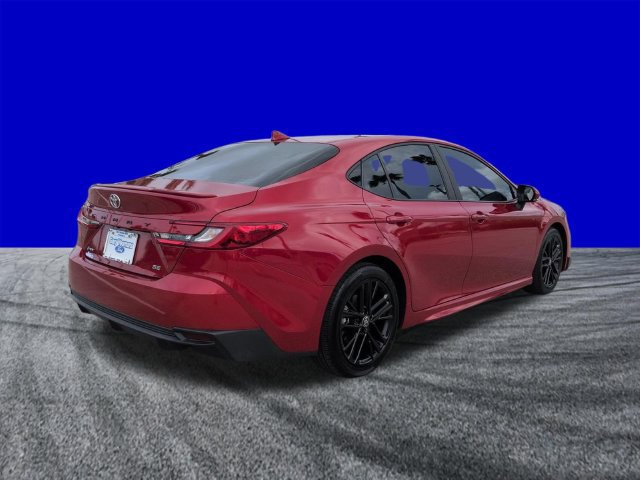 Used 2025 Toyota Camry SE w/ Convenience Package FWD image 4