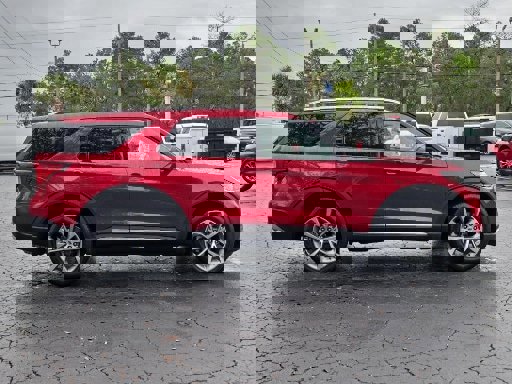 Certified 2025 Ford Explorer Platinum w/ Ultimate Package image 6