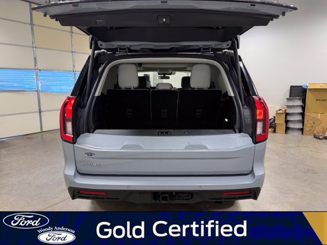 Certified 2025 Ford Expedition Active AWD/4WD image 7
