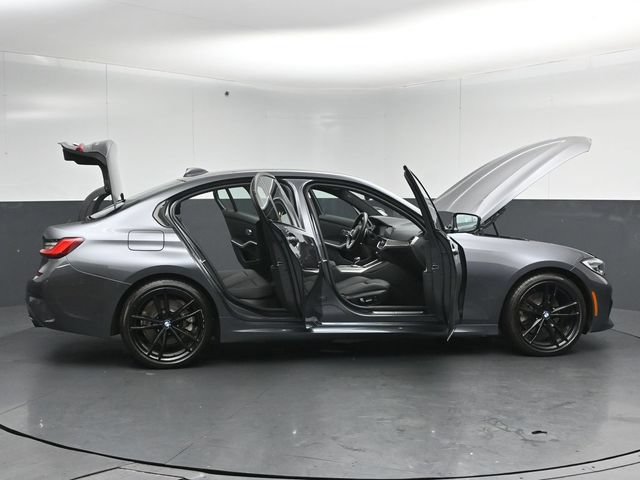 Used 2021 BMW 330i xDrive Sedan w/ M Sport Package AWD/4WD image 59