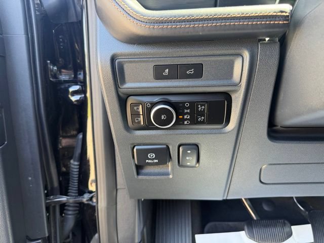 Certified 2024 Ford Expedition Platinum AWD/4WD image 30