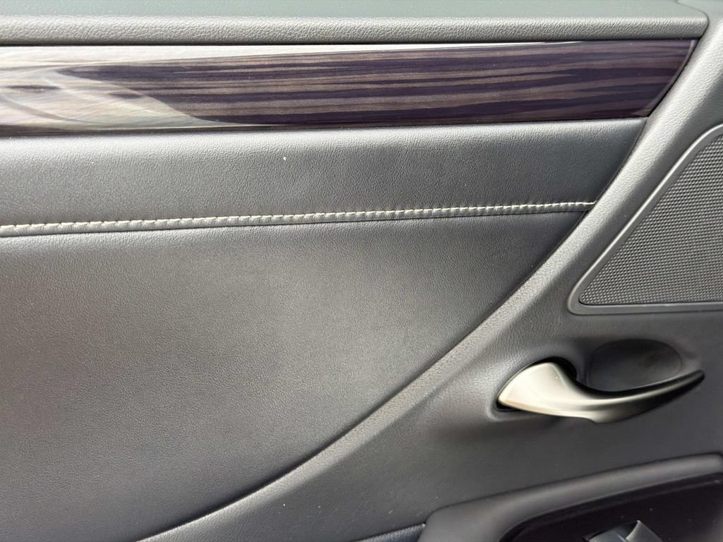 Used 2020 Lexus ES 350 w/ Premium Package FWD image 22