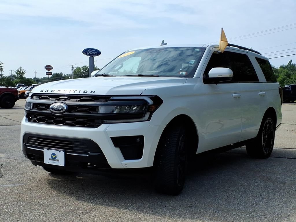 Certified 2022 Ford Expedition Limited AWD/4WD image 7