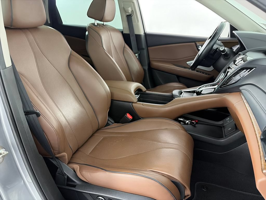 Used 2019 Acura RDX w/ Advance Package AWD/4WD image 32