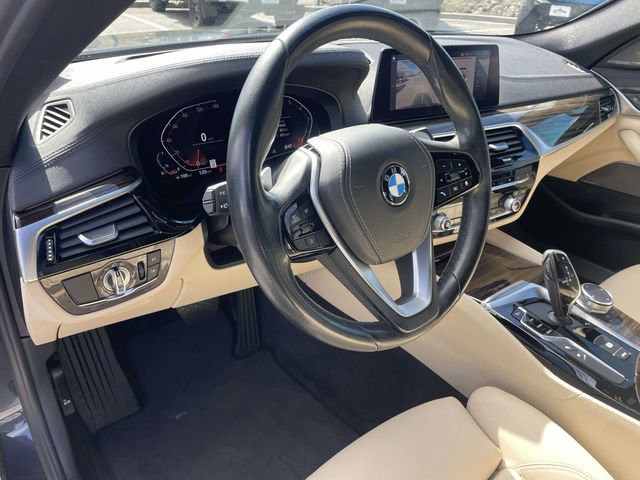 Used 2020 BMW 530i w/ Premium Package image 19