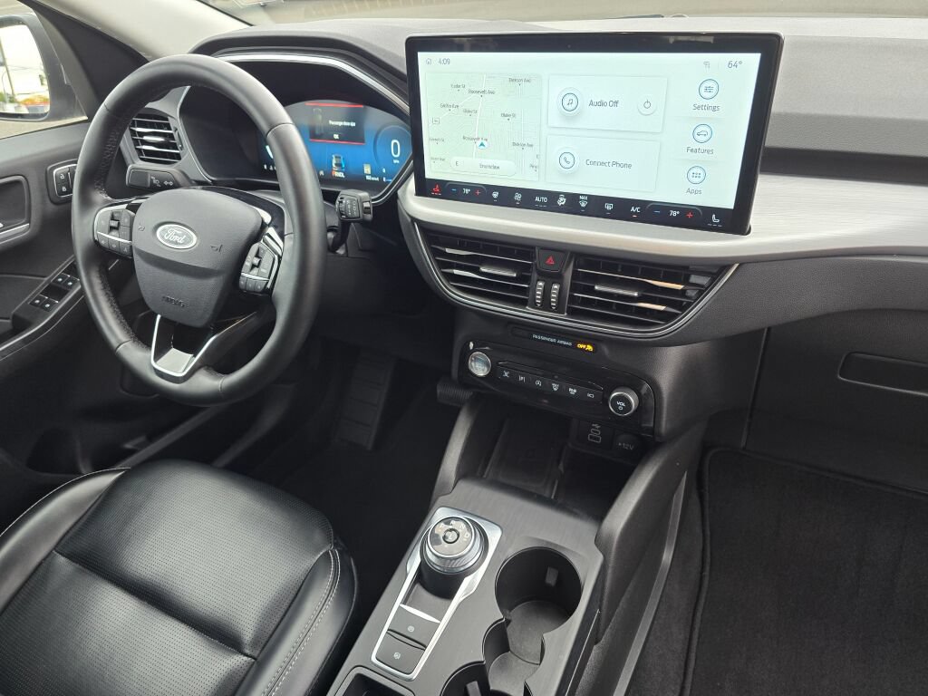 Certified 2024 Ford Escape Platinum AWD/4WD image 11