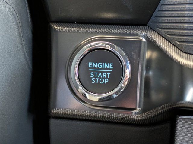 Certified 2025 Ford F150 Platinum w/ Equipment Group 702A High image 33