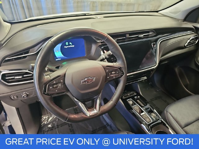 Used 2023 Chevrolet Bolt EUV LT w/ Convenience Package FWD image 16