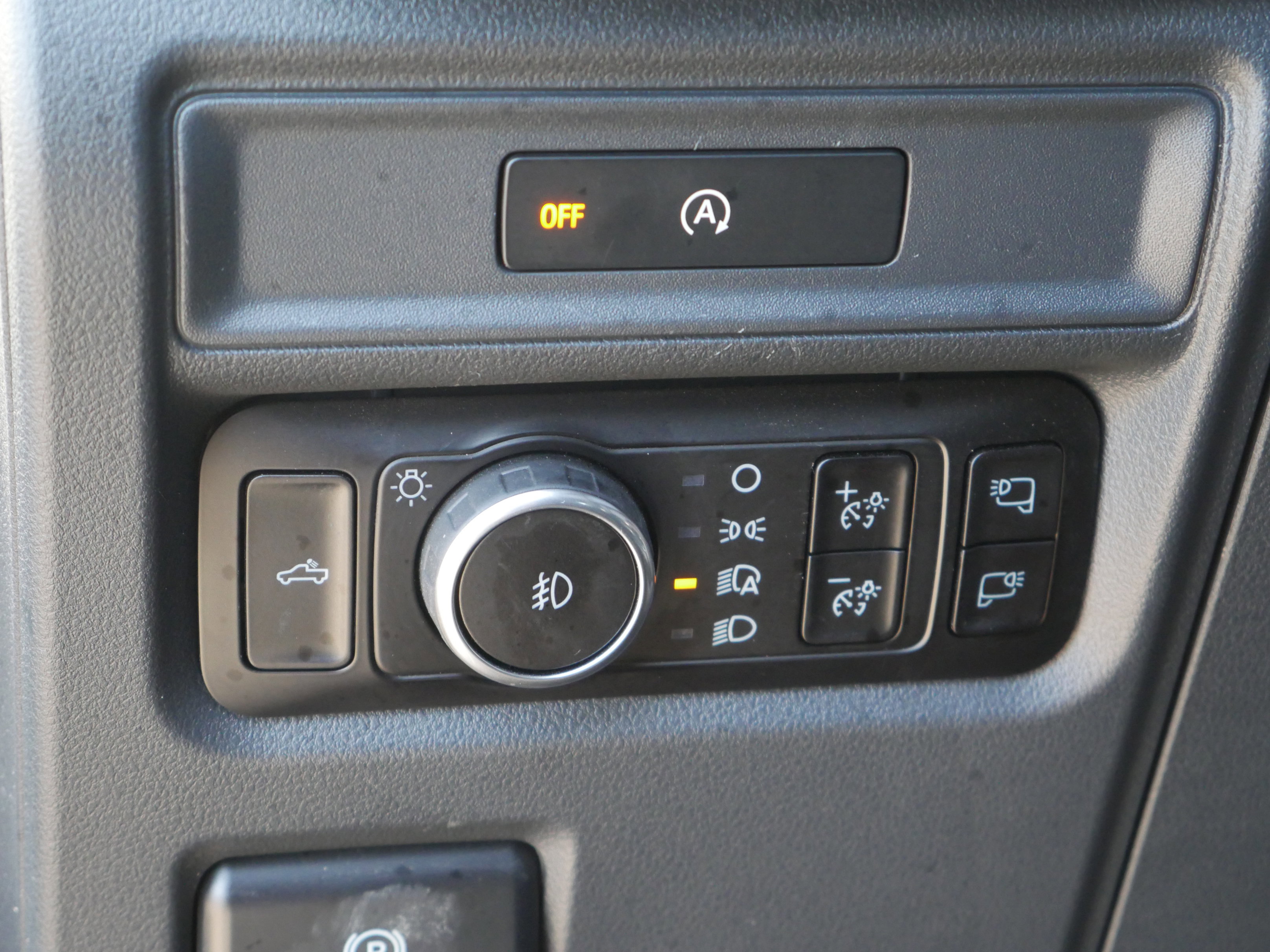 Certified 2025 Ford F150 XLT w/ Equipment Group 302A MID image 11