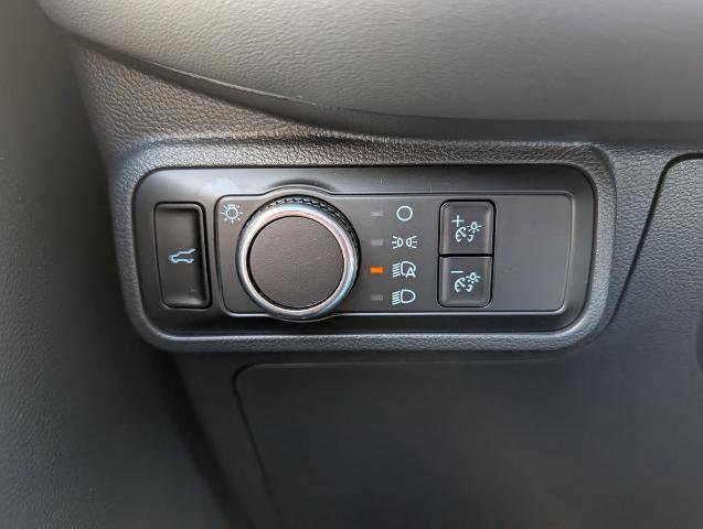 Certified 2025 Ford Explorer Active image 28