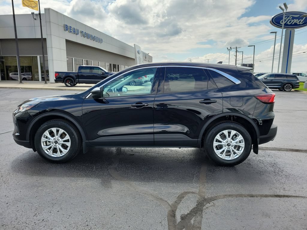Certified 2023 Ford Escape Active AWD/4WD image 7