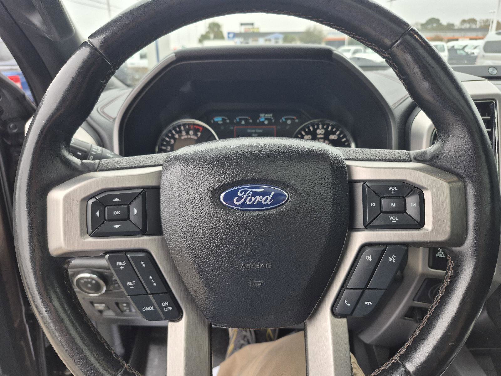 Certified 2020 Ford F150 Platinum w/ Equipment Group 701A Luxury image 10