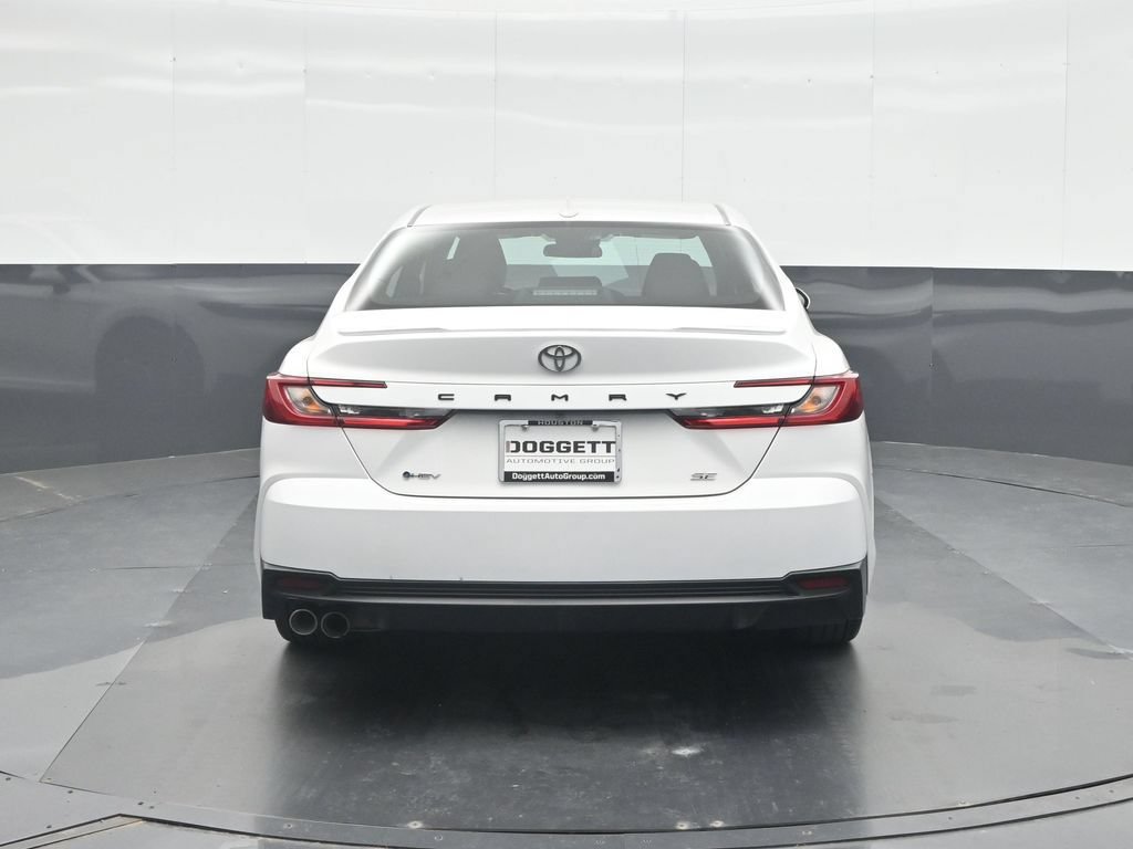Used 2025 Toyota Camry SE FWD image 17