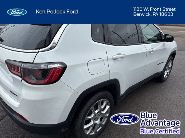 Used 2022 Jeep Compass Latitude AWD/4WD image 6