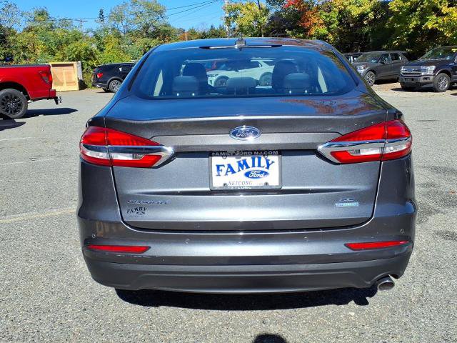 Certified 2020 Ford Fusion SE FWD image 6