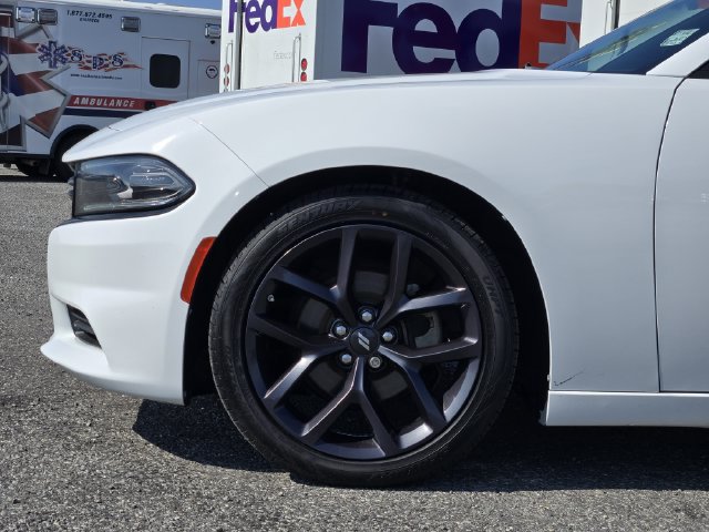Used 2023 Dodge Charger SXT w/ Blacktop Package RWD image 9