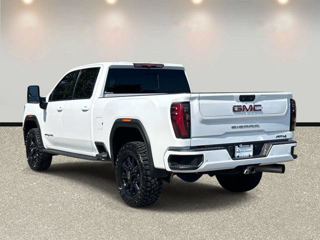 Used 2024 GMC Sierra 2500 AT4 w/ AT4 Preferred Package AWD/4WD image 7
