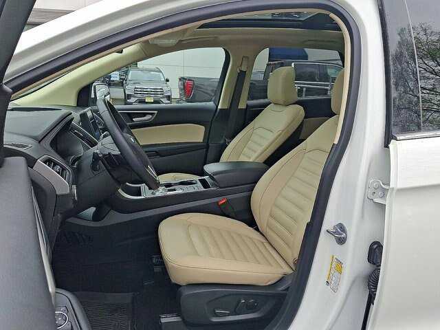 Certified 2023 Ford Edge SEL w/ Convenience Package AWD/4WD image 11