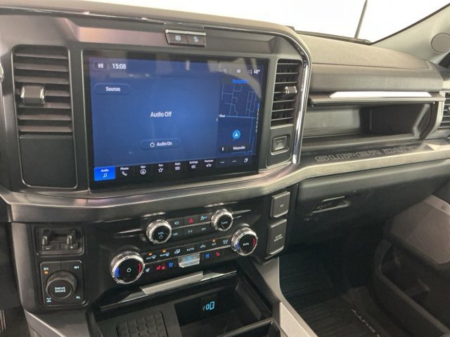 Certified 2025 Ford F350 Lariat w/ Black Appearance Package image 21