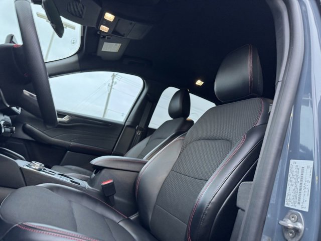 Certified 2023 Ford Escape ST-Line Select w/ Tech Pack #1 image 14