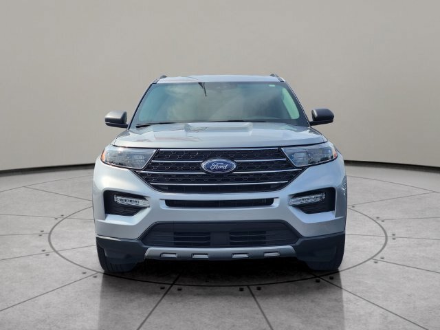 Certified 2023 Ford Explorer XLT w/ Equipment Group 202A AWD/4WD image 15