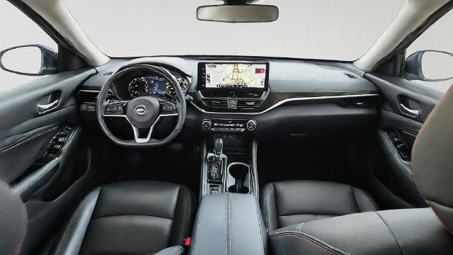 Used 2023 Nissan Altima 2.0 SR FWD image 29
