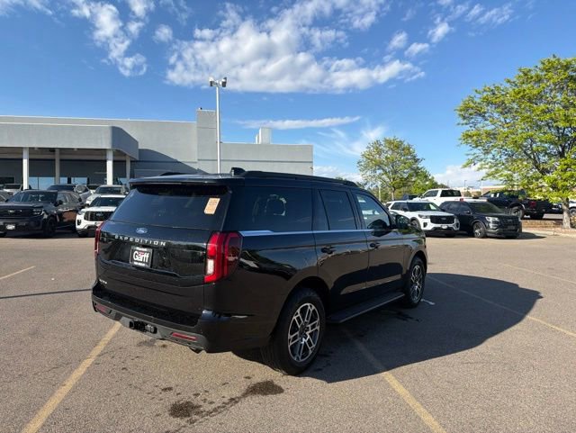 Certified 2025 Ford Expedition Active AWD/4WD image 6