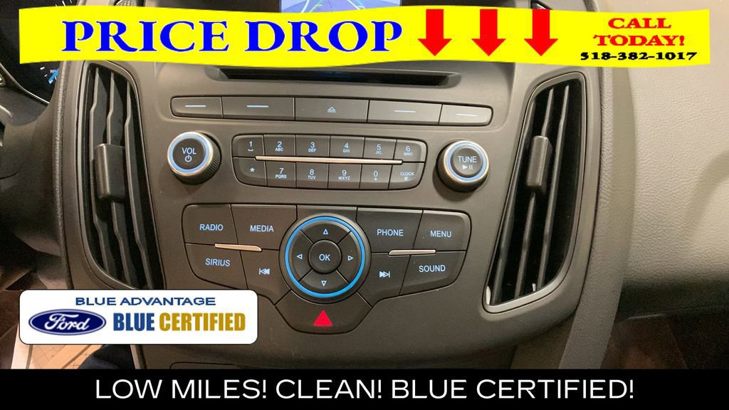 Certified 2017 Ford Focus SE FWD image 36