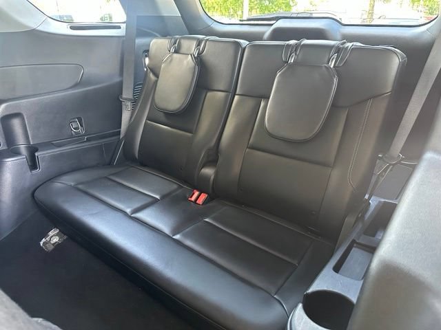 Certified 2023 Ford Explorer XLT w/ Equipment Group 202A RWD image 16