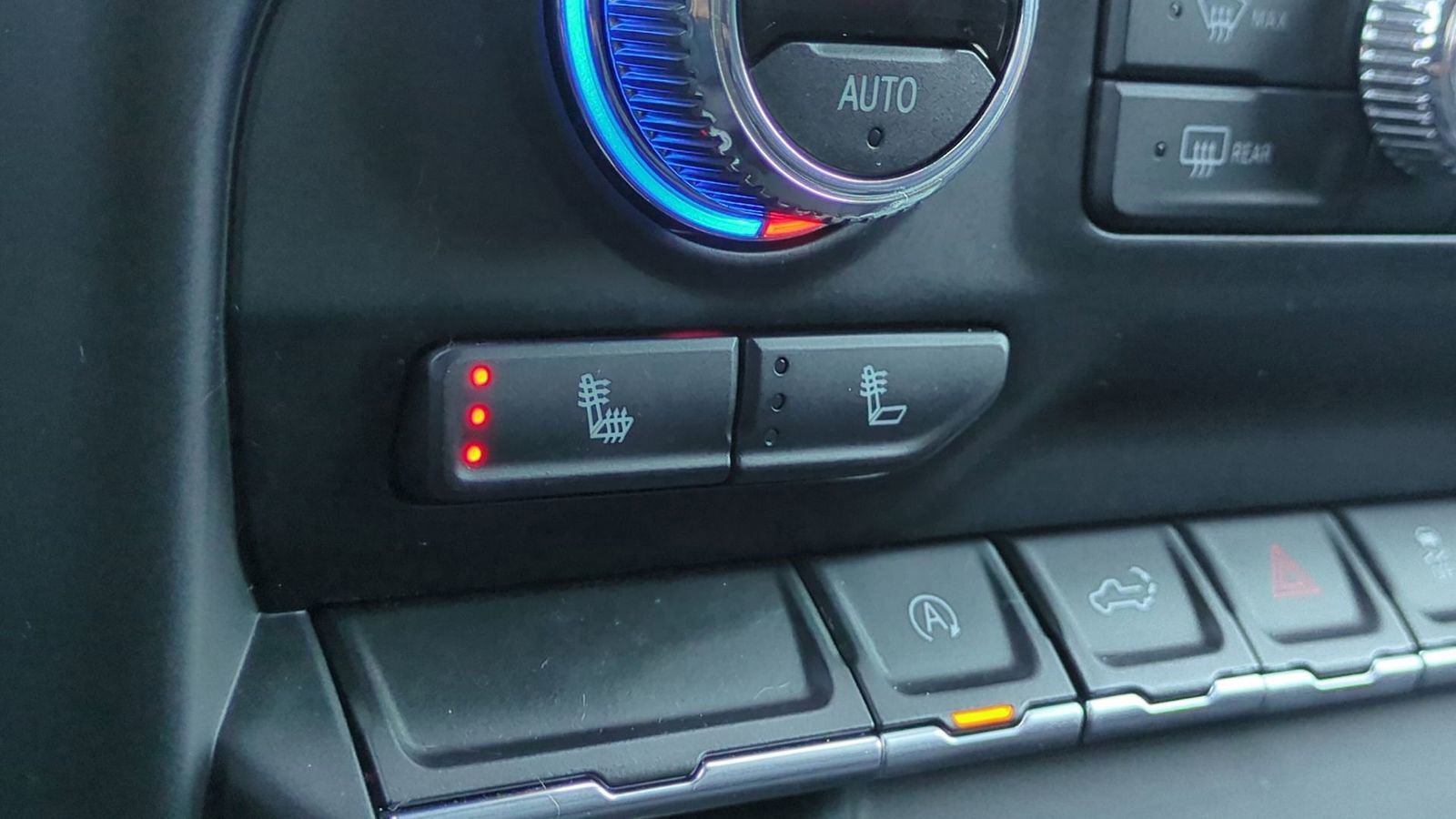 Used 2022 GMC Sierra 1500 Elevation image 38