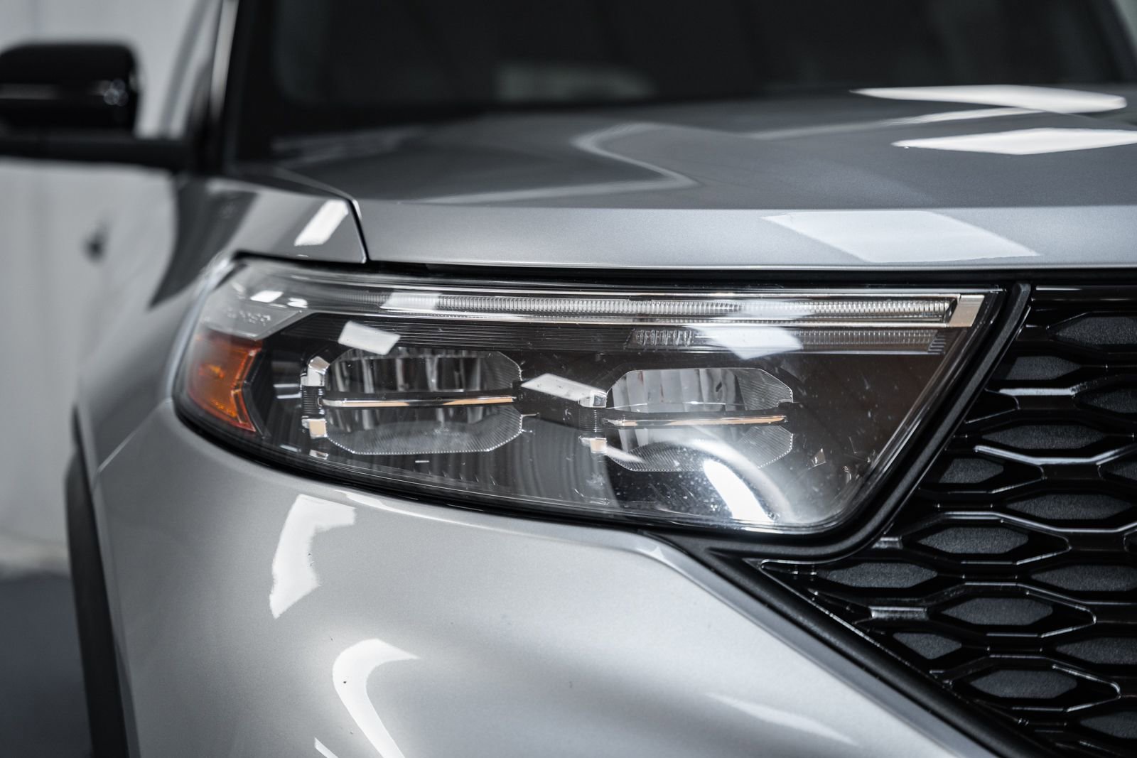 Certified 2020 Ford Explorer ST w/ ST Street Pack image 10