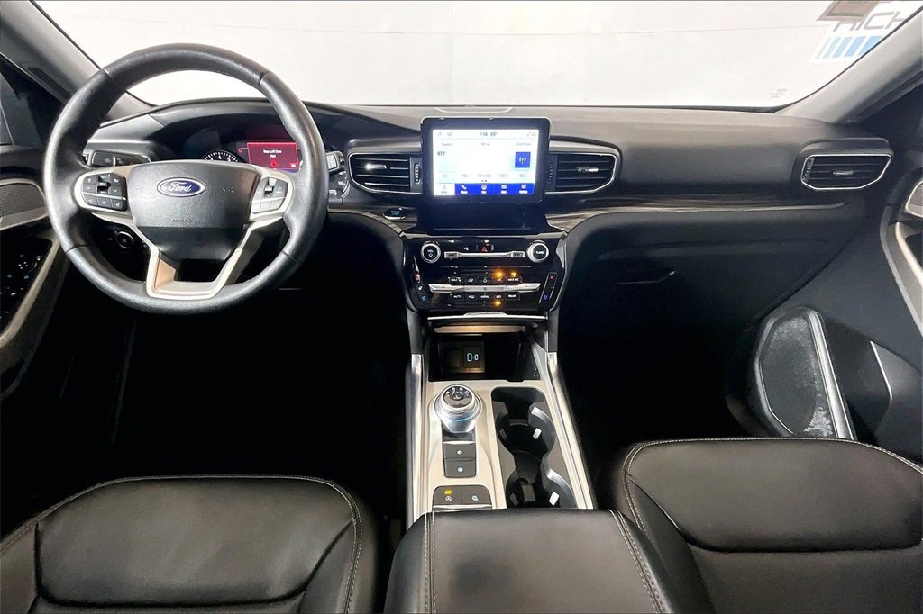 Certified 2024 Ford Explorer Limited image 11