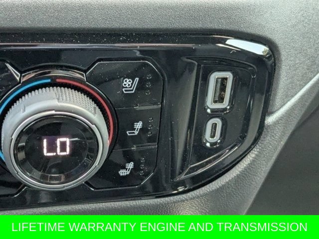 Used 2025 Chevrolet Silverado 1500 ZR2 AWD/4WD image 26