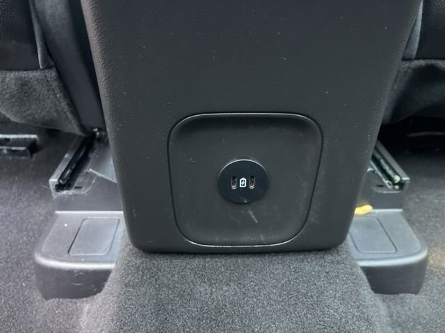 Certified 2025 Ford Escape ST-Line Elite w/ Premium Technology Package AWD/4WD image 17