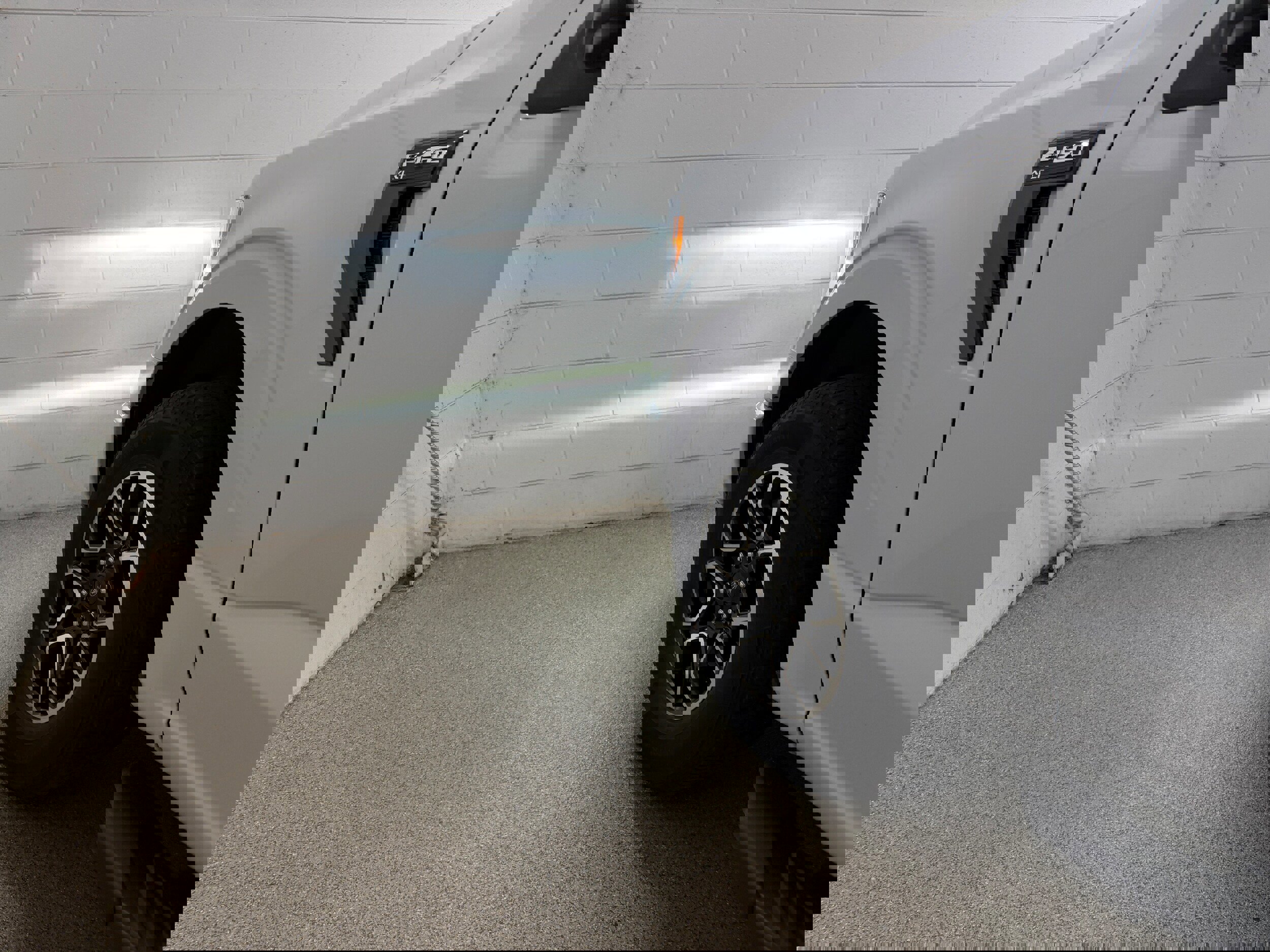 Certified 2022 Ford F150 XLT w/ Equipment Group 302A High image 37