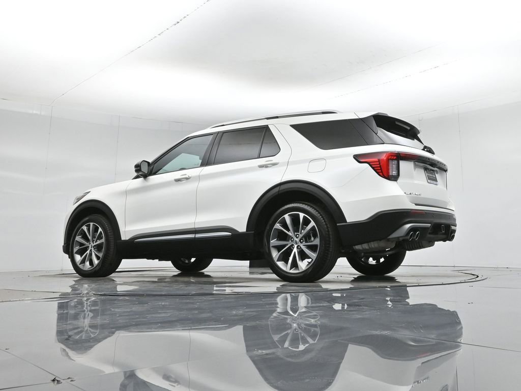 Certified 2025 Ford Explorer Platinum w/ Ultimate Package image 60