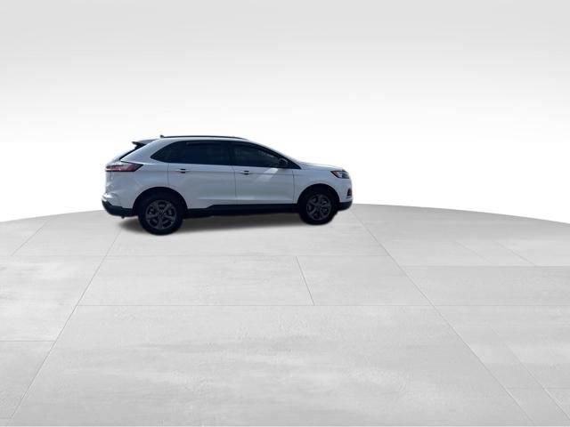Certified 2024 Ford Edge SEL w/ Sport Appearance Package image 5