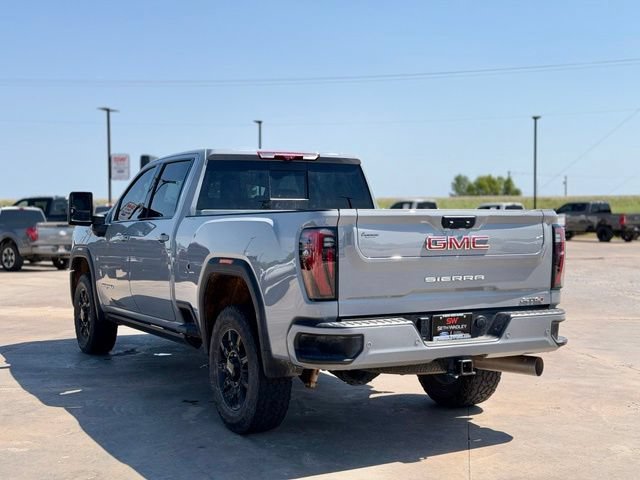 Used 2025 GMC Sierra 2500 AT4 w/ AT4 Premium Plus Package AWD/4WD image 3